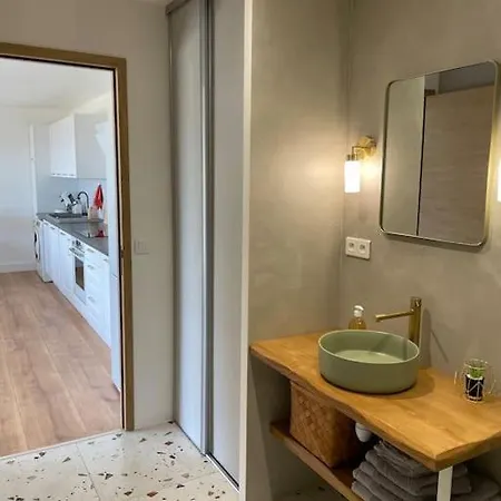 T2 Très Bien équipé Vue Et Au Calme Appartamento