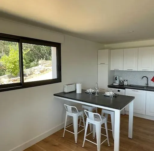 T2 Très Bien équipé Vue Et Au Calme Appartamento *